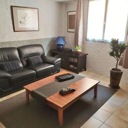Appartement 55 M2 Proche Commerces Et Parking Ривсальт Экстерьер фото